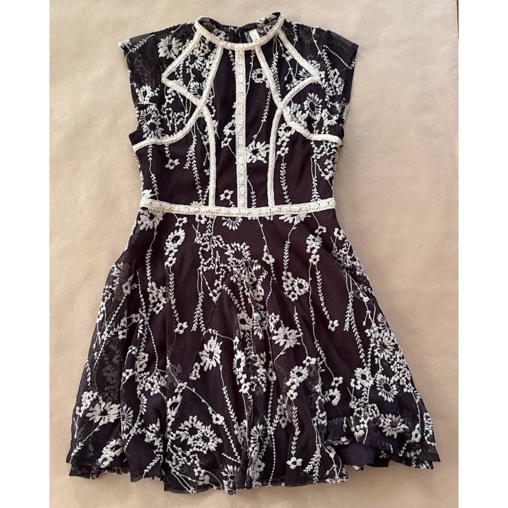 Free People Black Embroidered Lace  Dress Size 0 Boho Coquette Girl Whimsigoth
